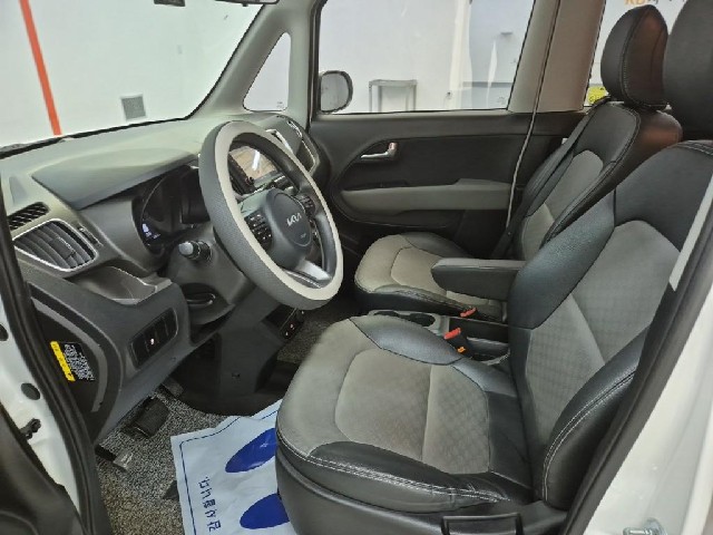 6081500748R11.jpg