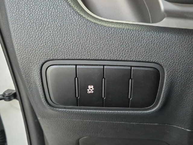 6081500748R17.jpg
