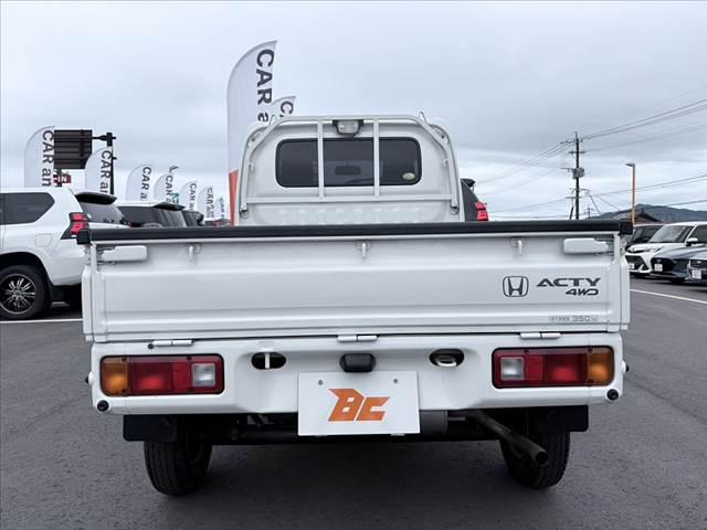 bc1b60efef70de44d695a2bea7e528e8.jpg