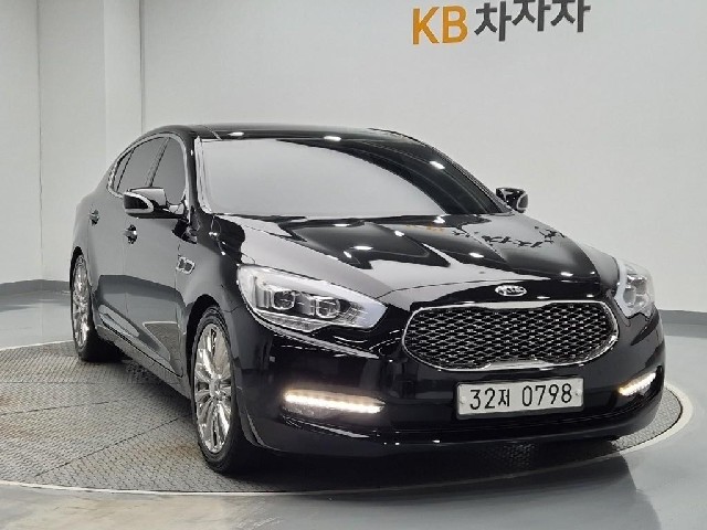6081000683R4.jpg