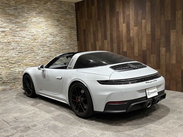 f2d3b29f150e483c9d3333605570e285.jpg