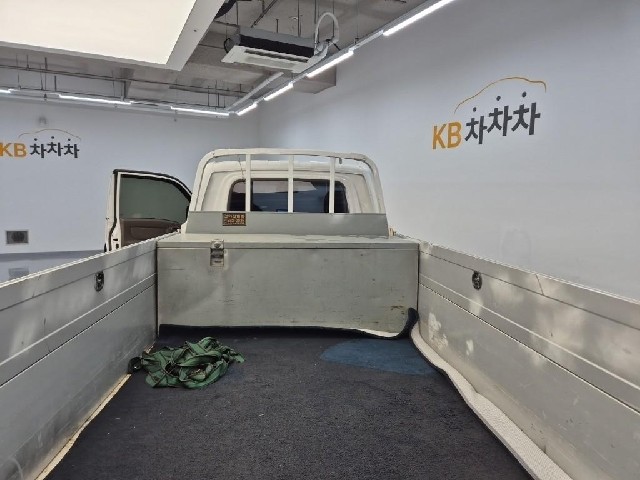 6081500490R16.jpg