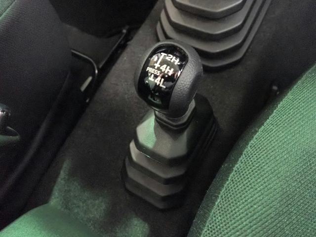 0230024A30261001W00816.jpg