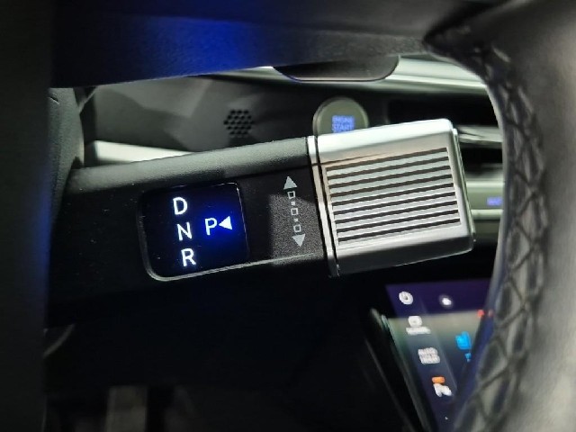 6081001252R8.jpg