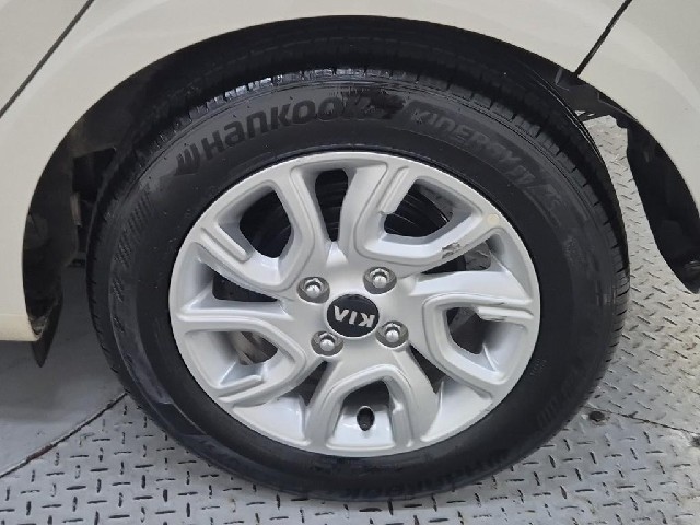 6081501063R20.jpg