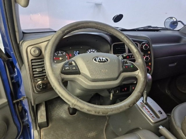 6081501042R8.jpg