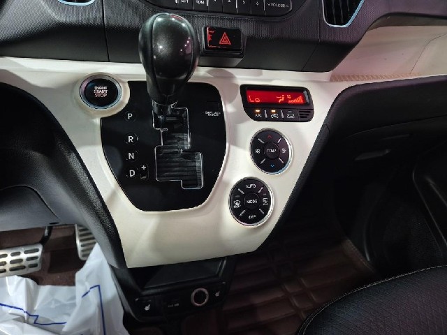 6081001138R8.jpg