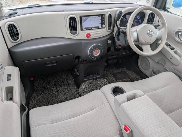0561147A30260927W00113.jpg