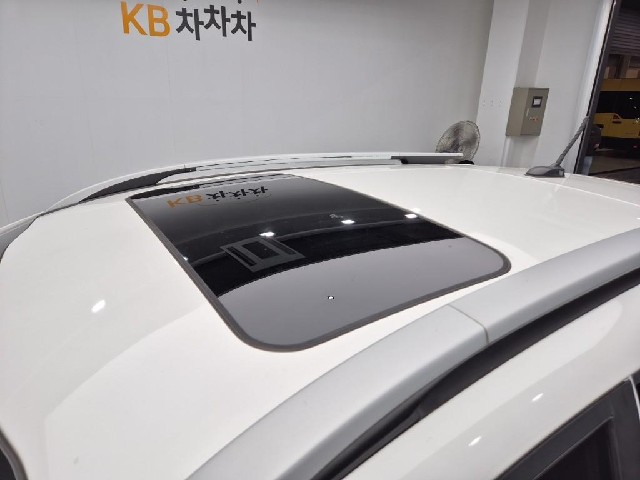 6081001079R13.jpg
