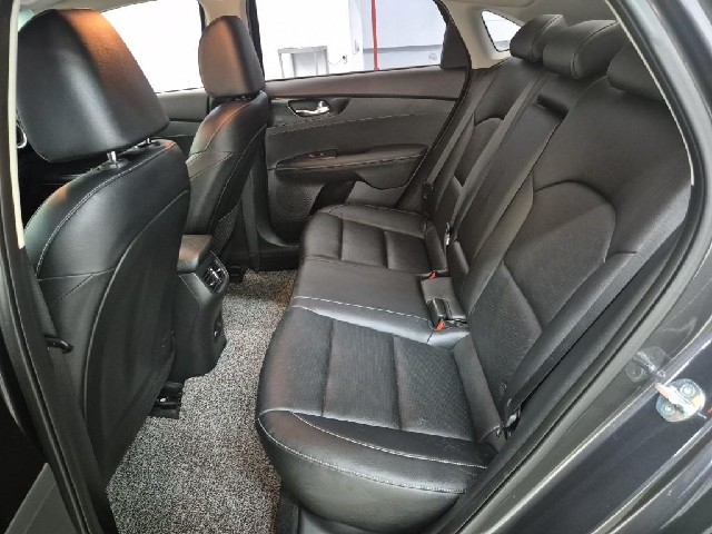 6081500889R12.jpg