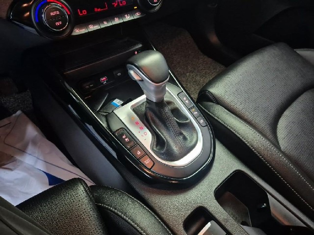 6081500889R8.jpg
