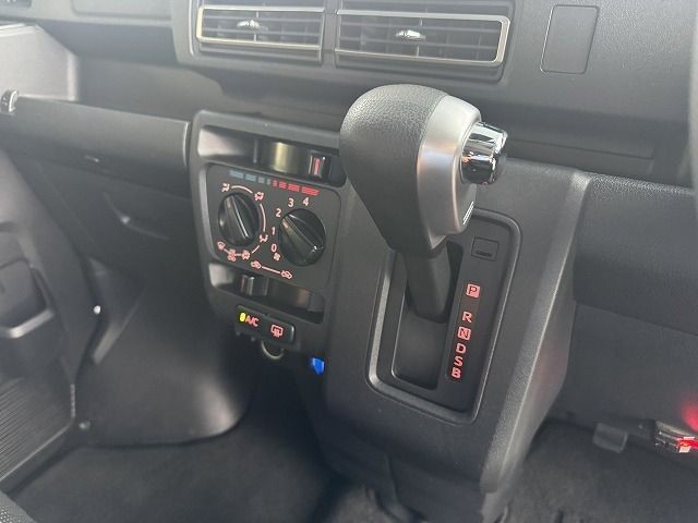 e20dd642fbd51c1ed43a90c2e8732064.jpg
