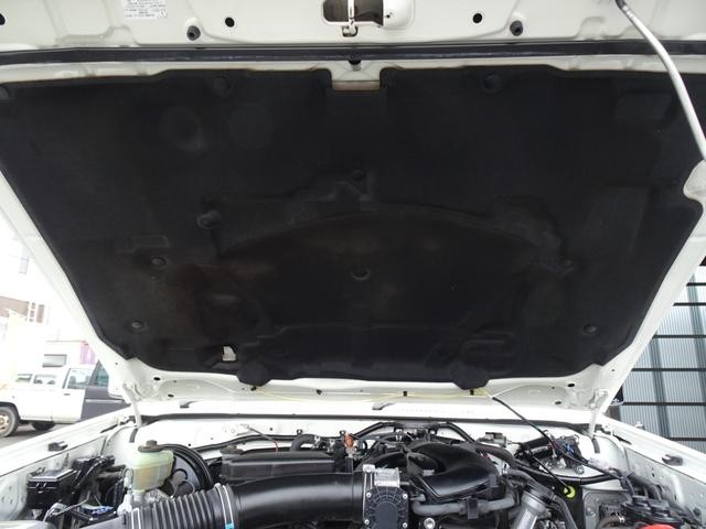 0903736A30260717W00117.jpg