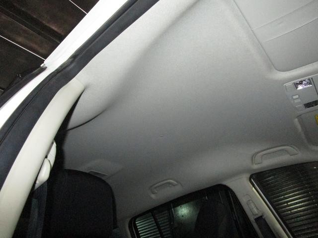 0803407A30260903W00217.jpg