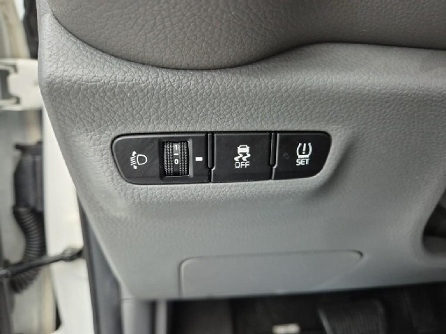 6081000919R15.jpg