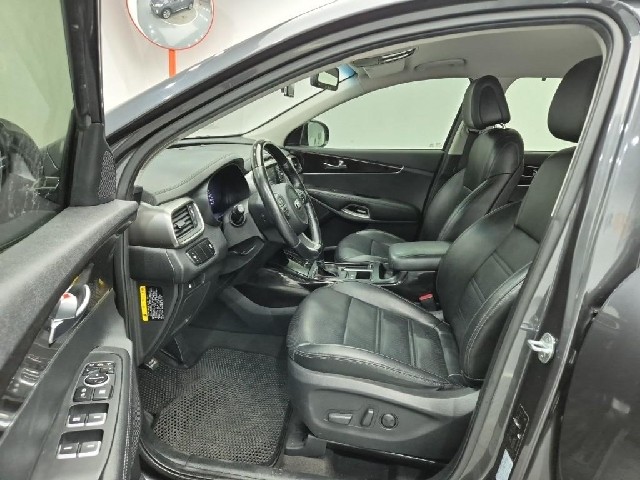 6081000894R11.jpg