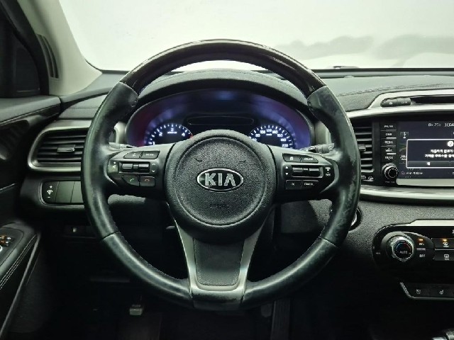 6081000894R9.jpg
