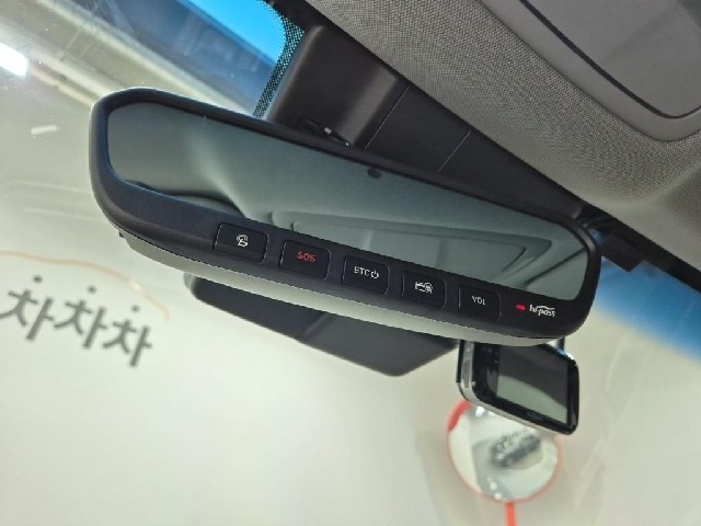 6081001584R17.jpg