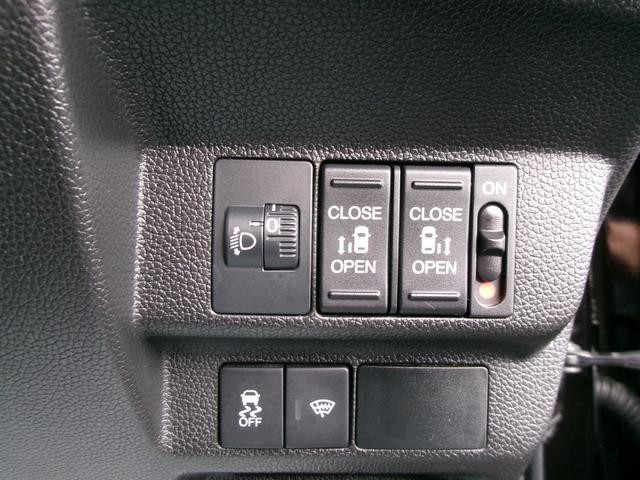 0400046A30260930W00203.jpg
