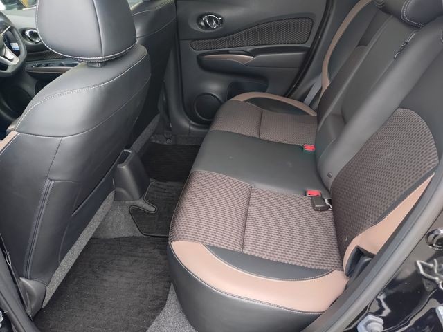 c30ff607a1531ada0d64cdc8e37c4eeb.jpg