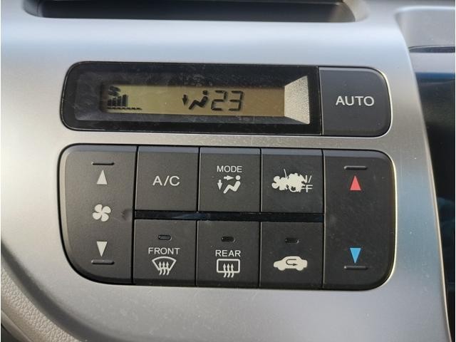0510959A30261005W00311.jpg