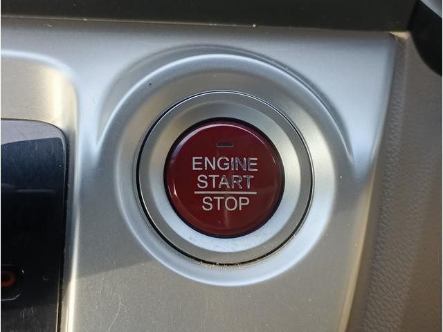 0510959A30261005W00312.jpg