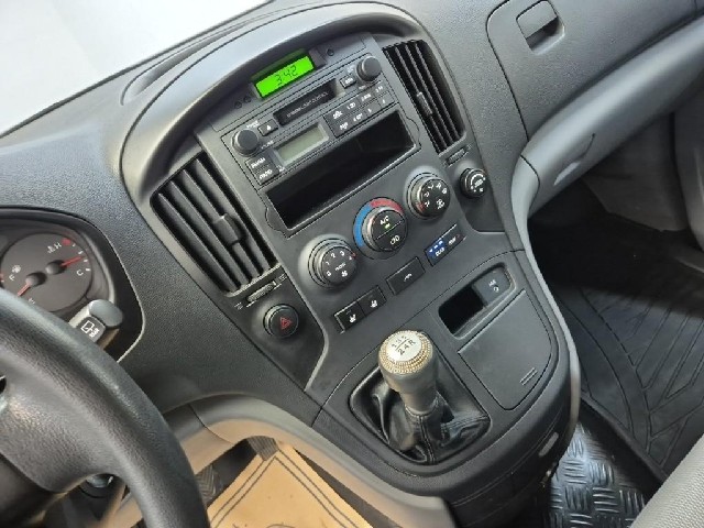 6081501176R10.jpg