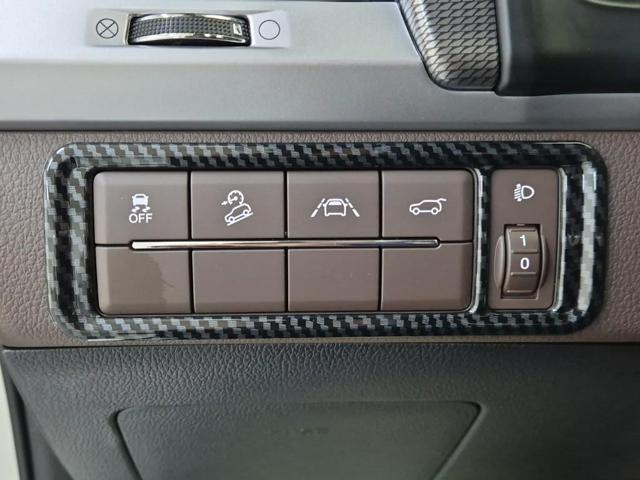 5111501213R18.jpg