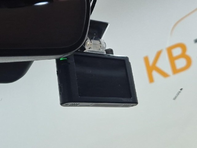 6081501162R16.jpg