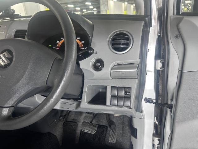 27207616_carP_l_7.jpg