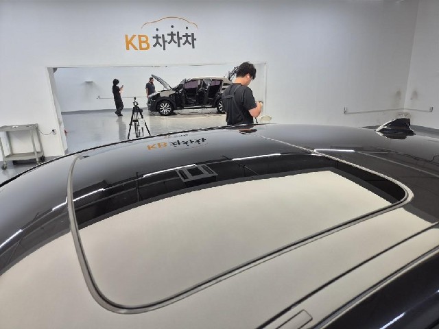 6081501545R12.jpg
