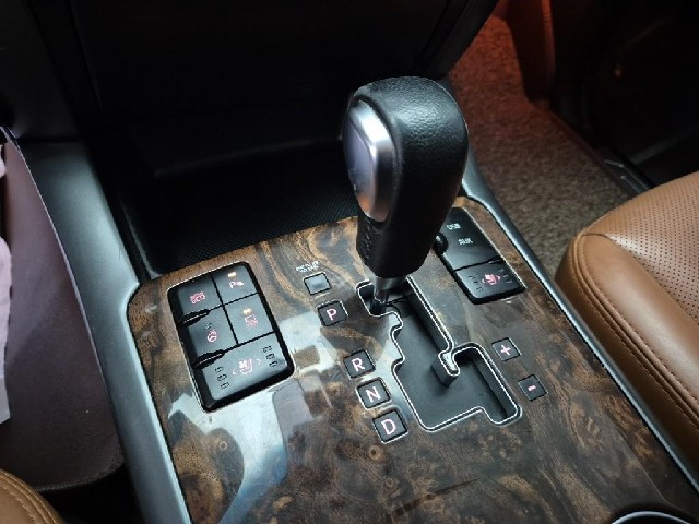 6041001775R8.jpg