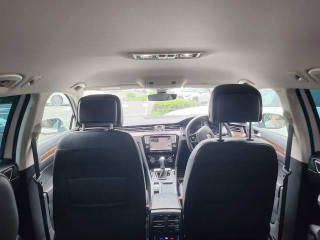 0209233A30260927W00118.jpg