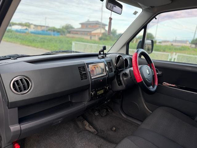 0404474A30260621W00114.jpg
