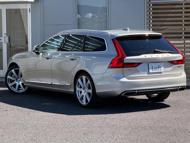 0208956A30261001W00110.jpg