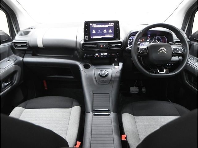 5ab7d1cd9f184602c6e8f31571c67be6.jpg