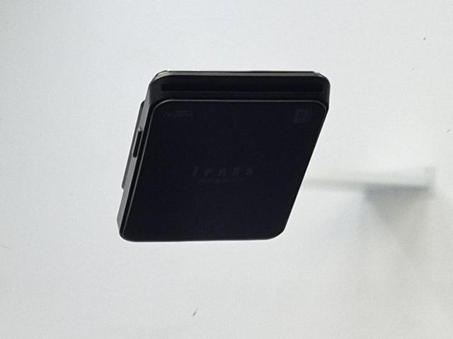 5041002734R16.jpg