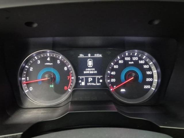 5061000556R6.jpg