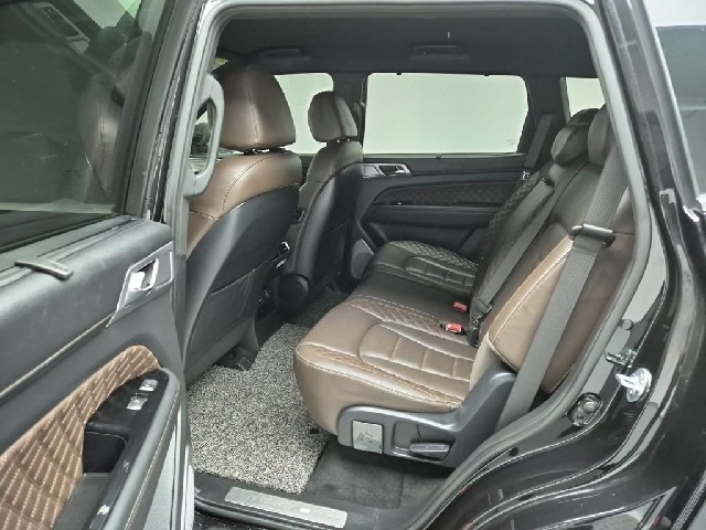 6041000283R12.jpg