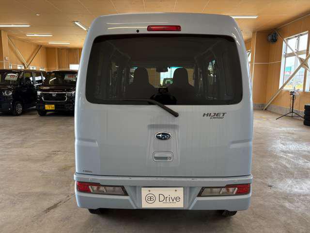 852ff774753274ee20b87df7aac15558.jpg