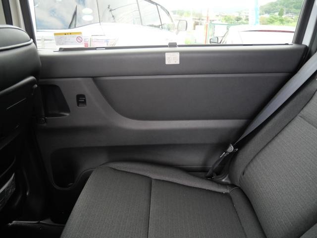 0803868A30261005W00414.jpg