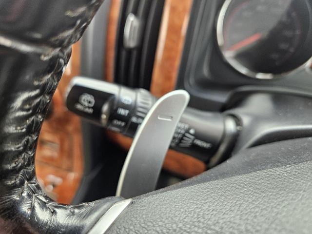 0401094A30260810W00211.jpg