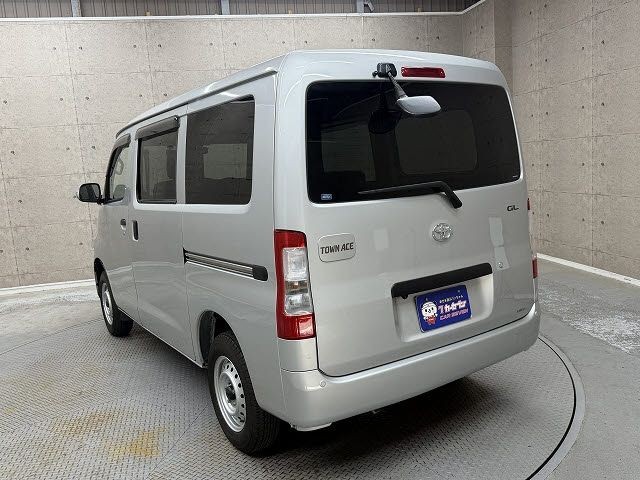 dd6ea61729daa18ed1494477d9a7d037.jpg