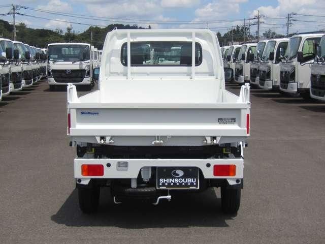 b4dc39af9dd02731fcee676c7151a1a2.jpg