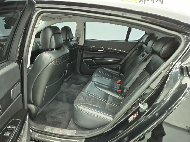 6081000427R12.jpg