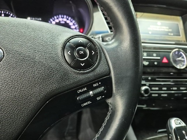 6081000427R15.jpg
