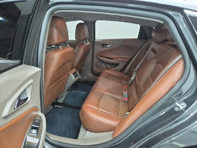 6081000407R12.jpg