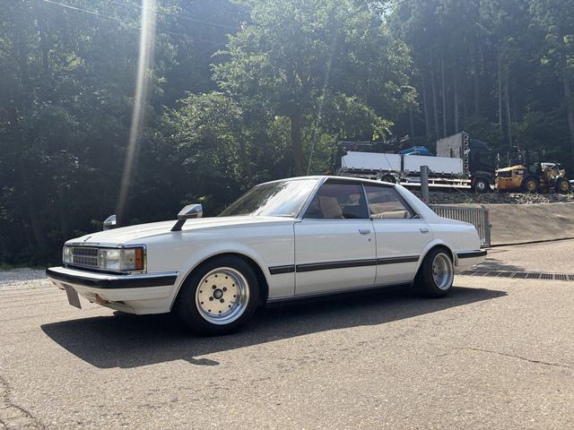 826e848740f0dd3863629eaff1ae81e4.jpg