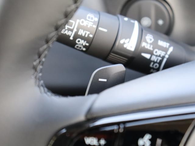 1300998A30260823W00112.jpg