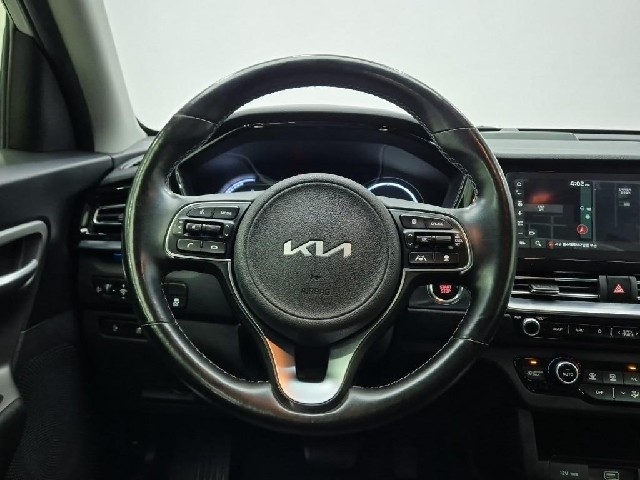 6081500117R9.jpg